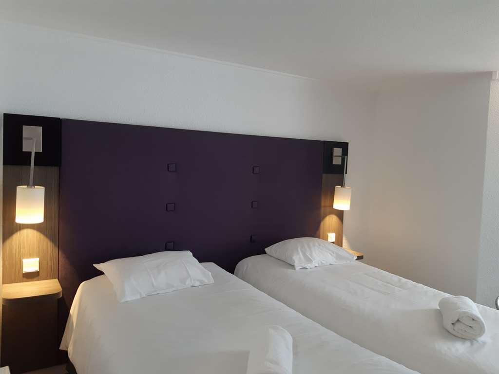 Brit Hotel Reims La Neuvillette Room photo